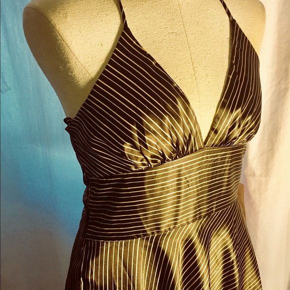 Alyn Paige brown halter dress - Picture 2 of 6